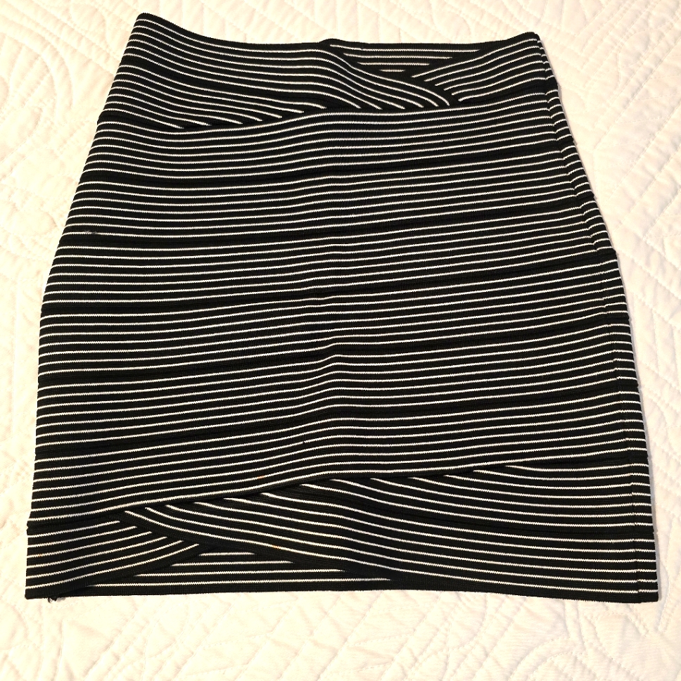 Bcbg Max Azria Striped "Bandage" Mini Skirt In Xs